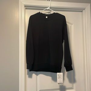 Lululemon black perfectly oversized crew, NWT